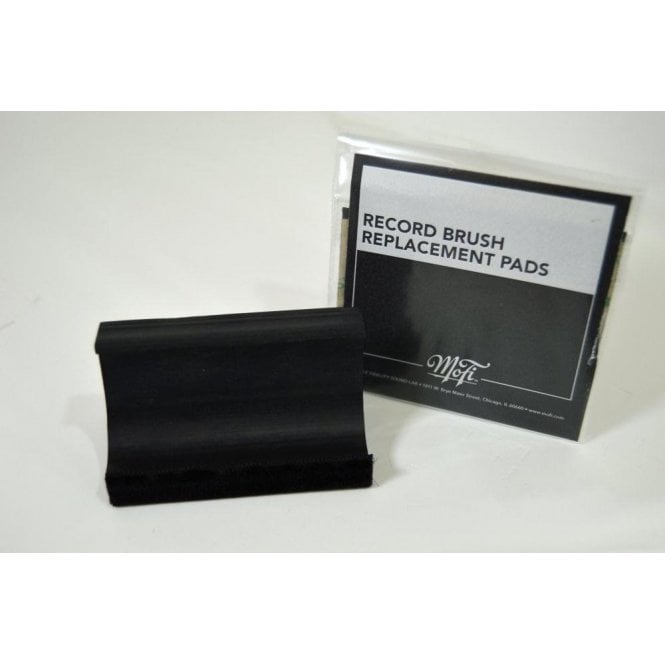 Mobile Fidelity Record Cleaning Brush And Pack Of Replacement Pads